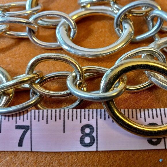 Circles of Gold and Silver Tone Metal Necklace and Bracelet - Picture 7 of 11